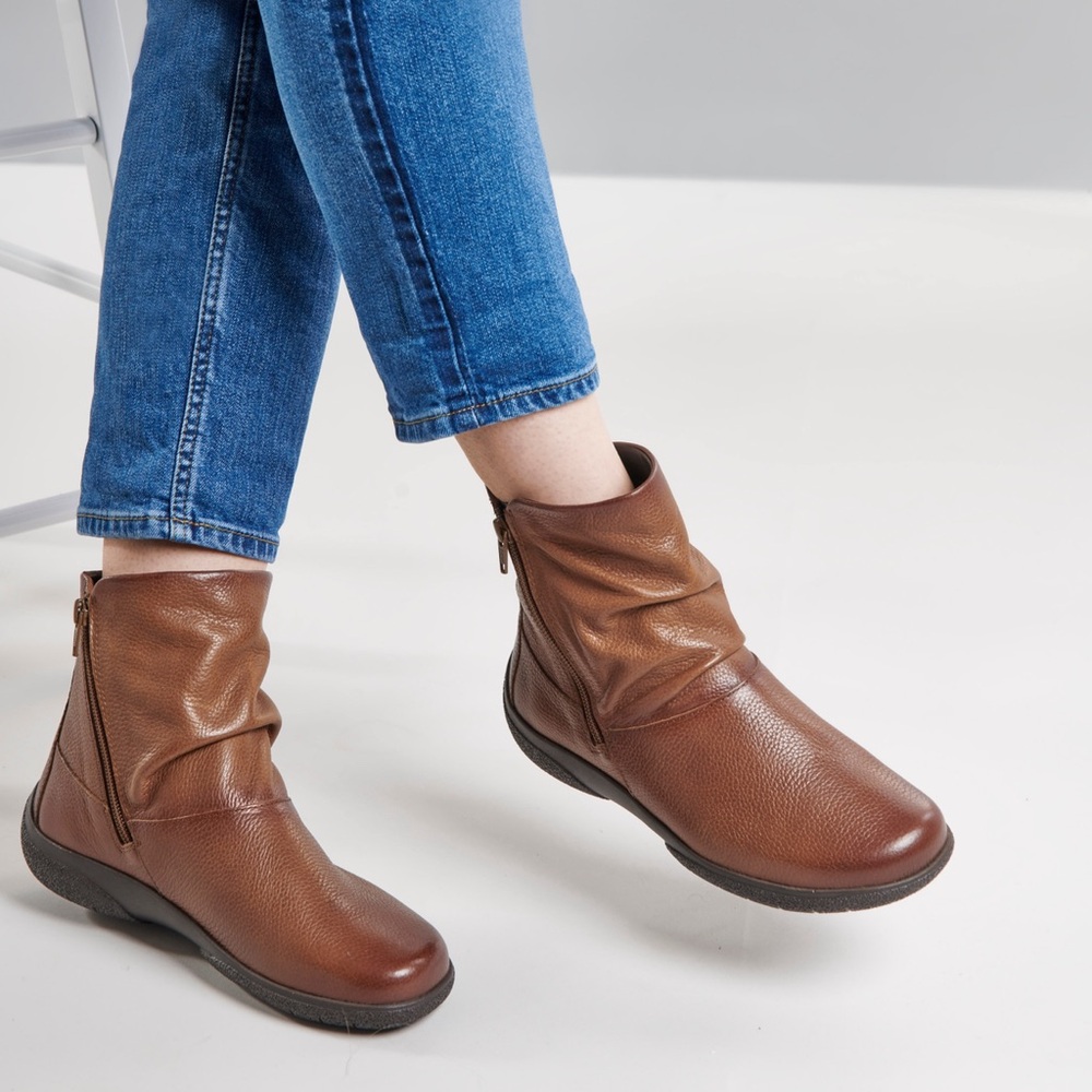 Hotter Leather Whisper Boots - Tan